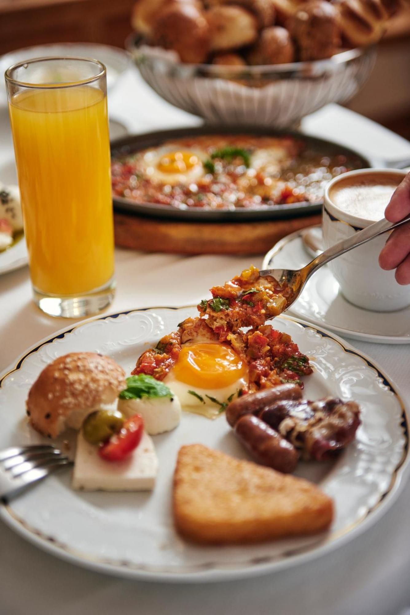 Hotel Intercontinental Al 5*