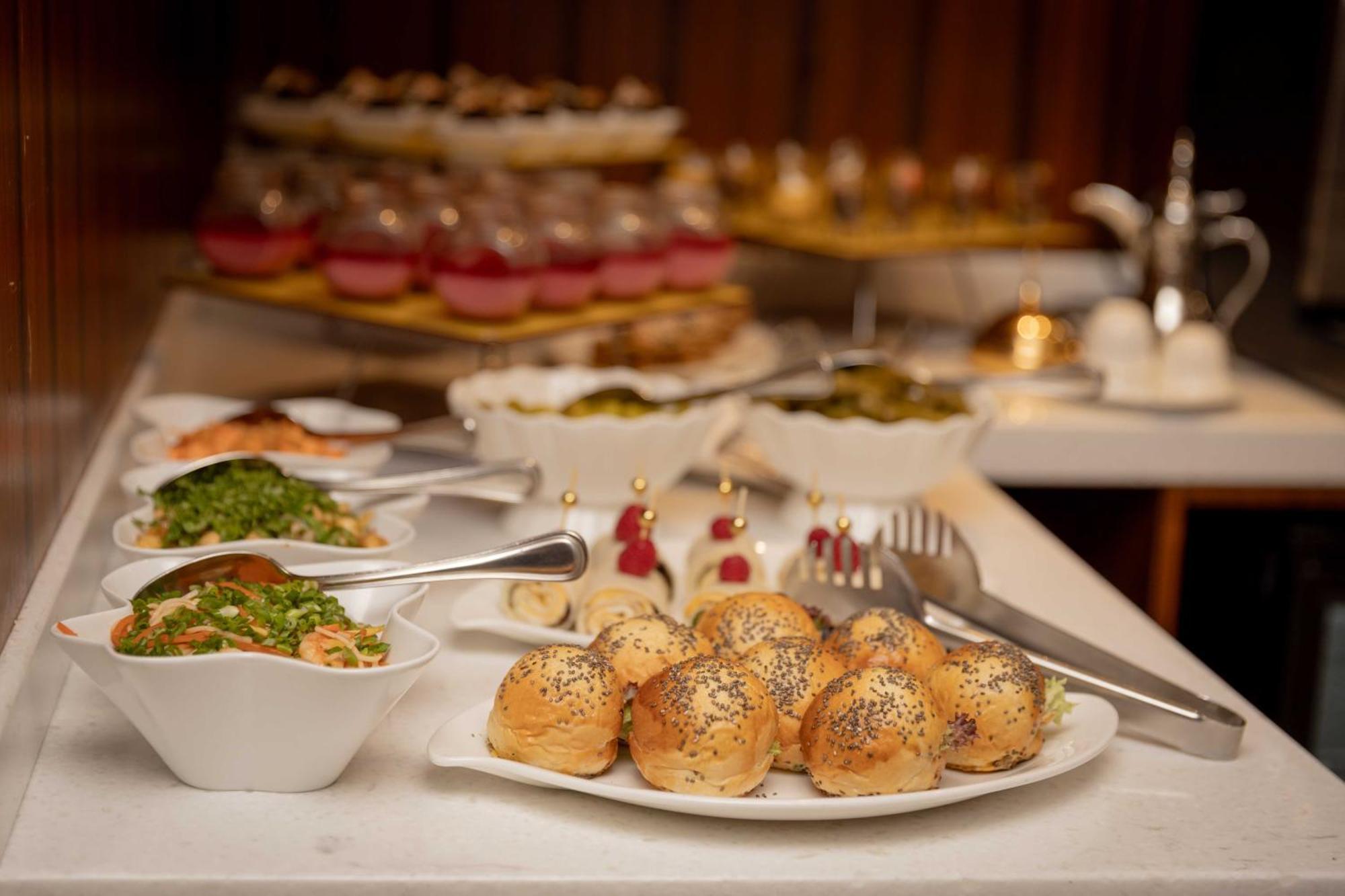 Intercontinental Al