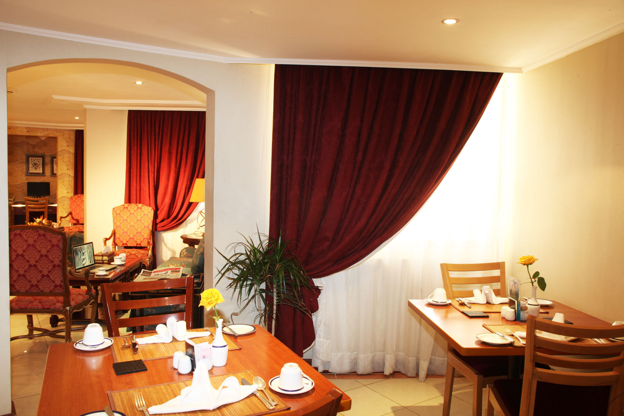 Intercontinental Al Hotel